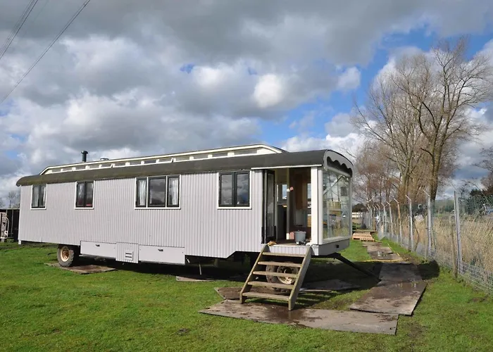 Gypsy Waggon - A Villa On Wheels